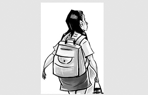 இணைய வழியில் மாணவர்கள் வருகைப் பதிவு: ஆசிரியர் பணியிடங்களை தக்கவைப்பதில் பள்ளிகள் தடுமாற்றம்!