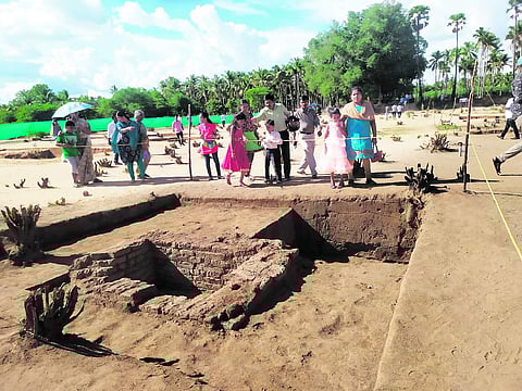 வரலாற்றுச் சான்றுகள் படைத்த கீழடி ஆபரணங்கள்!