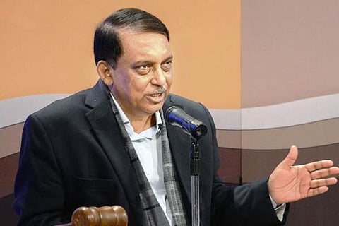 எல்லையில் பதற்றத்தைத் தணிக்க அமித் ஷாவுடன் பேசத் தயாா்: வங்கதேச உள்துறை அமைச்சா்