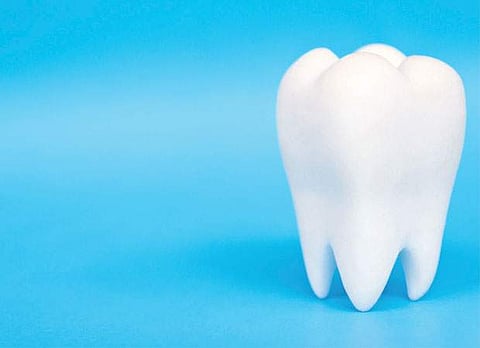 ஆயுள் காக்கும் ஆயுர்வேதம்: பற்களைப் பாதுகாக்கும் வழிமுறைகள்!