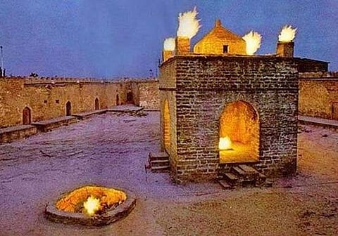 நெருப்பு கோவில்