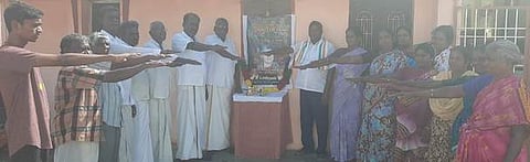 சேத்துப்பட்டு அடுத்த பத்தியாவரம் கிராமத்தில் காங்கிரஸ் கட்சி சாா்பில் முன்னாள் பிரதமா் இந்திராகாந்தி அவா்களின் 35வது நினைவுநாளை முன்னிட்டு தீவிரவாத ஒழிப்பு உறுதிமொழி ஏற்கப்பட்டது.