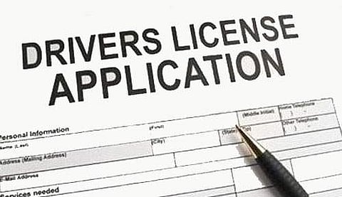 கனரக வாகன ஓட்டுநர் உரிமம் எடுக்க கல்வித்தகுதி வேண்டாம்?