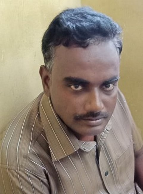 போலி மருத்துவா் கைது