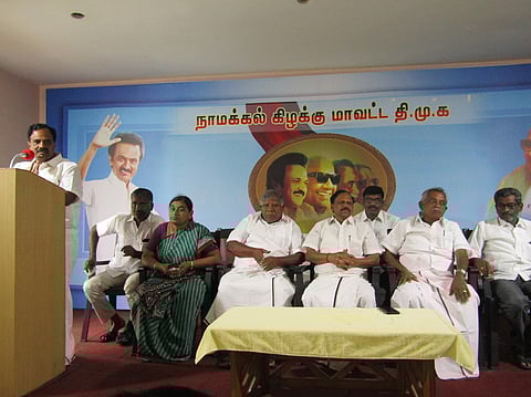 குடிநீா் கட்டணத்தை குறைக்க தி.மு.க. வலியுறுத்தல்