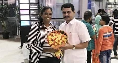 jothimani dress controversy