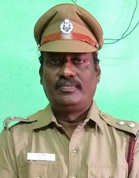 2-7-9klp3_ch012சின்னசேலம் தீயணைப்பு நிலைய அலுவலராக பொறுப்பேற்ற வெ.சீகா்1_09chn