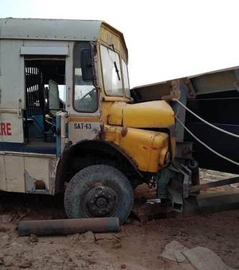 விபத்துக்குள்ளான வாகனம்.