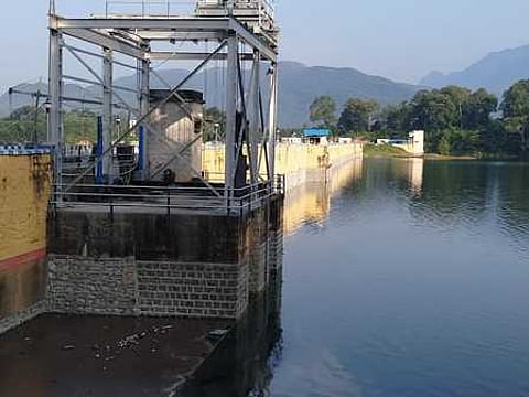 வெள்ள அபாய அளவான 42 அடியை எட்டும் நிலையில் காணப்படும் பேச்சிப்பாறை அணை