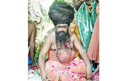 தருமபுரம் ஆதீனம் 27-ஆவது குருமகா சந்நிதானமாக ஞானபீடம் ஏற்ற ஸ்ரீலஸ்ரீ மாசிலாமணி தேசிக ஞானசம்பந்த பரமாசாரிய சுவாமிகள்.