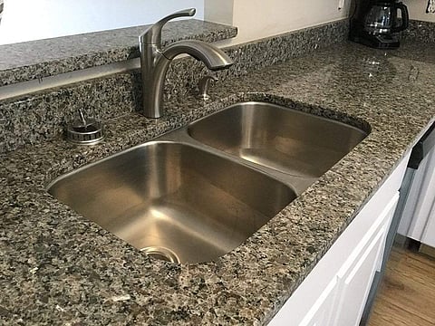 how to unclog kitchen sink