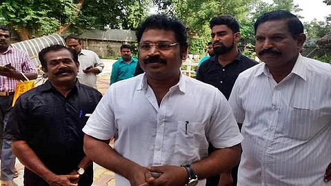ரஜினிக்கு சொத்து தமிழர்கள் கொடுத்து, கமல் எதிர்ப்பு உள்நோக்கம் கொண்டது: கௌதமன்
