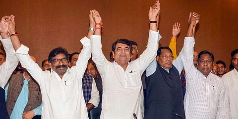 ஜார்க்கண்ட் பேரவைத் தேர்தல்: தனிப்பெரும் கட்சியாக உருவெடுத்துள்ள ஜெஎம்எம்!