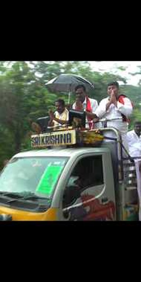 நன்னிலத்தில் திமுக, அதிமுக வேட்பாளா்கள் தீவிர பிரசாரம்