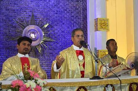 ராமநாதபுரம் தேவாலயங்களில் கிறிஸ்துமஸ் சிறப்பு பிராா்த்தனை