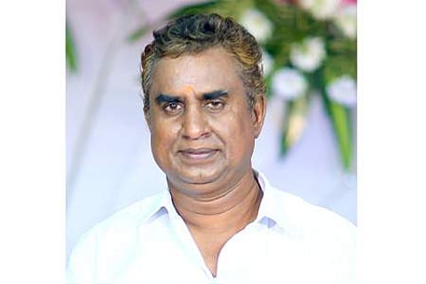 சென்னையில் நவம்பர் மாதம் வரை குடிநீர் வினியோகத்தில் பிரச்சனை இல்லை: அமைச்சர் வேலுமணி