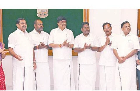 தமிழகத்தில் புதிதாக 5 வருவாய் வட்டங்கள்: முதல்வர் பழனிசாமி தொடங்கி வைத்தார்