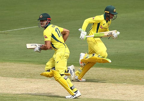 இந்திய அணி சிறப்பான பந்துவீச்சு: 30 ஓவர்களுக்குள் முக்கிய விக்கெட்டுகளை இழந்த ஆஸ்திரேலியா!