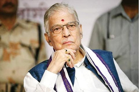 மோடியை ஆசிர்வதிப்பதற்கு நான் யார்? முரளி மனோகர் ஜோஷி