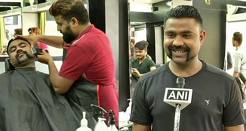 இளைஞர்கள் மத்தியில் ட்ரெண்டாகும் அபிநந்தன் 'மீசை'