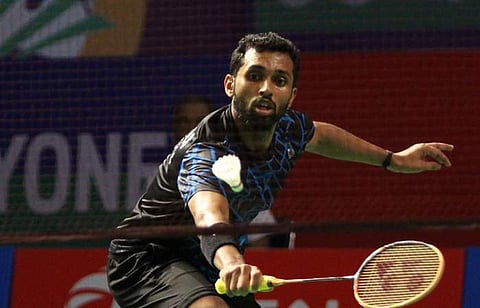 சிங்கப்பூர் ஓபன் பாட்மிண்டன்: 2-ஆவது சுற்றில் சிந்து, சாய்னா