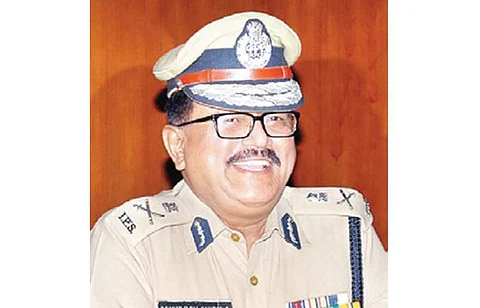 தேர்தல் தொடர்பான புகார்களுக்கு நேர்மையாகவும் பாரபட்சமின்றியும் நடவடிக்கை தேவை: டிஜிபி அசுதோஷ் சுக்லா