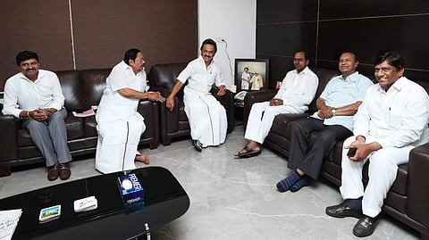 சந்திரசேகர ராவுடனான சந்திப்பு மரியாதை நிமித்தமானது: ஸ்டாலின் விளக்கம்