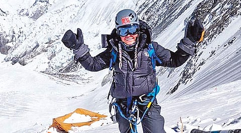 மிகக் குறைந்த வயதில் எவரெஸ்ட் சிகரம் ஏறியவர்!