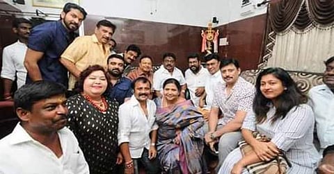 எங்கள் அணி உறுதியாக வெற்றிபெறும் என்றார் விஜயகாந்த்: சந்திப்புக்கு பின்னர் பாக்யராஜ் பேட்டி