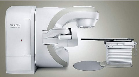 அதிநவீன புற்றுநோய் கதிரியக்க சிகிச்சை மையங்கள்: ரூ.70 கோடியில் அரசு மருத்துவமனைகளில் அமைகின்றன