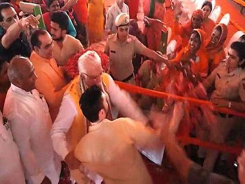 ஹரியாணா முதல்வர், நடிகர் சிவகுமாராக மாறிய 'செல்ஃபி தருணம்' (விடியோ இணைப்பு)