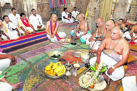 சீனிவாசமங்காபுரத்தில் மகா சம்ப்ரோக்ஷண ஏற்பாடுகள் தொடக்கம்
