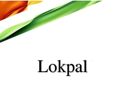 விருந்தினா் விடுதி அறையில் லோக் ஆயுக்த அலுவலகம்: பழைய பணியிடத்திலேயே தொடரும் 100 அதிகாரிகள்-அலுவலா்கள்