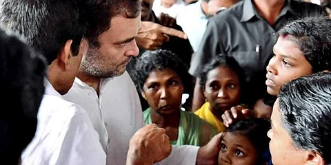 கேரள வெள்ளம்.. நிவாரணப் பொருட்களைக் கொடுத்து உதவுங்கள்: ராகுல் கோரிக்கை