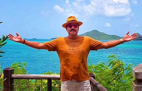 ரவிசாஸ்திரியை சமூகவலைதளத்தில் கிண்டலடித்த நெட்டிசன்கள்