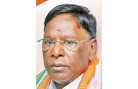 புதுவையில் பால் விலை ரூ. 6 உயர்வு: பேரவையில் முதல்வர் அறிவிப்பு