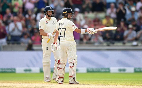 5 நாள்களிலும் பேட்டிங் செய்து சாதனைப் பட்டியலில் இடம்பிடித்த இங்கிலாந்து வீரர்!