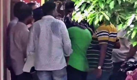 ஆலந்தூர் நீதிமன்றத்தில் ஆஜர்படுத்தப்பட்ட பயங்கரவாதி அசதுல்லா ஷேக்