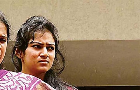 கருப்புப் பண தடுப்பு மோசடி வழக்கு: நாளை நேரில் ஆஜராக டி.கே.சிவகுமார் மகளுக்கு அழைப்பாணை