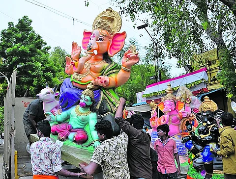 கணபதி பப்பா மோரியா! உலகெங்கும் கொண்டாடப்படும் விநாயகர் சதுர்த்தி விழா!