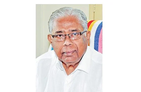அமுதன் அடிகள்
