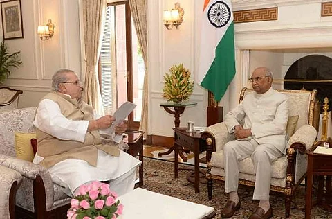 குடியரசுத் தலைவருடன் காஷ்மீர் ஆளுநர் திடீர் சந்திப்பு