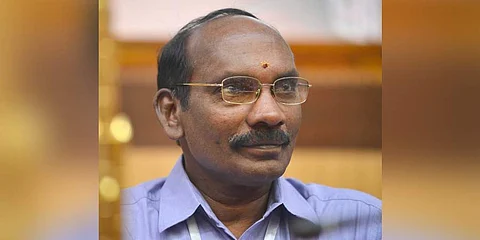 சந்திரயான்-2 விண்கலம்: லேண்டர் விக்ரம் தரையிறங்கும் அந்த திக் திக் 15 நிமிடங்கள்!