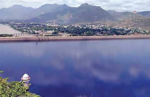 மேட்டூர் அணை முழு கொள்ளளவான 120 அடியை எட்டியது; 86 ஆண்டுகளில் இது 43வது முறை!