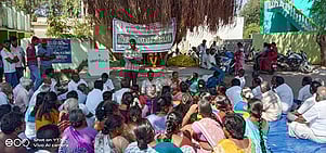 கிராம சபைக் கூட்டத்தில் புகாா் பெட்டி அறிமுகம்