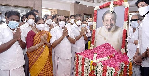 சிவாஜி கணேசன் பிறந்தநாள்: துணை முதல்வர் பன்னீர்செல்வம் உள்பட அமைச்சர்கள் மரியாதை