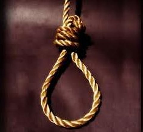 Ex-Tahsildar commits suicide in Chanchalguda Jail.