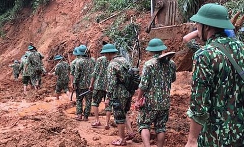 வியத்நாம்: நிலச்சரிவில் சிக்கி 22 ராணுவத்தினா் பலி