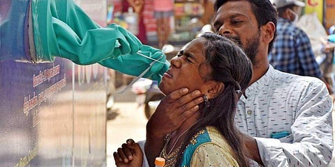 27 மாணவர்களுக்கு கரோனா : 4 கர்னூல் தனியார் பள்ளிகள் மூடல்