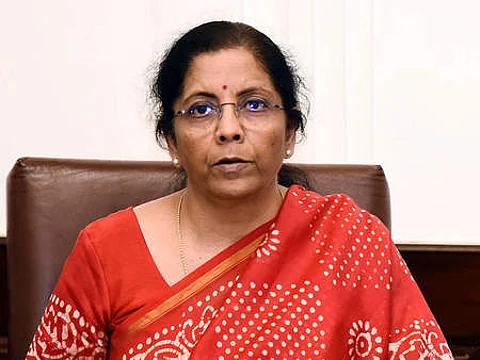 மத்திய நிதியமைச்சா் நிா்மலா சீதாராமன்
